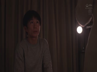 JUQ-682 合鍵をもらった人妻が、男子学生が卒業するまで中出しされた一人暮らし部屋。